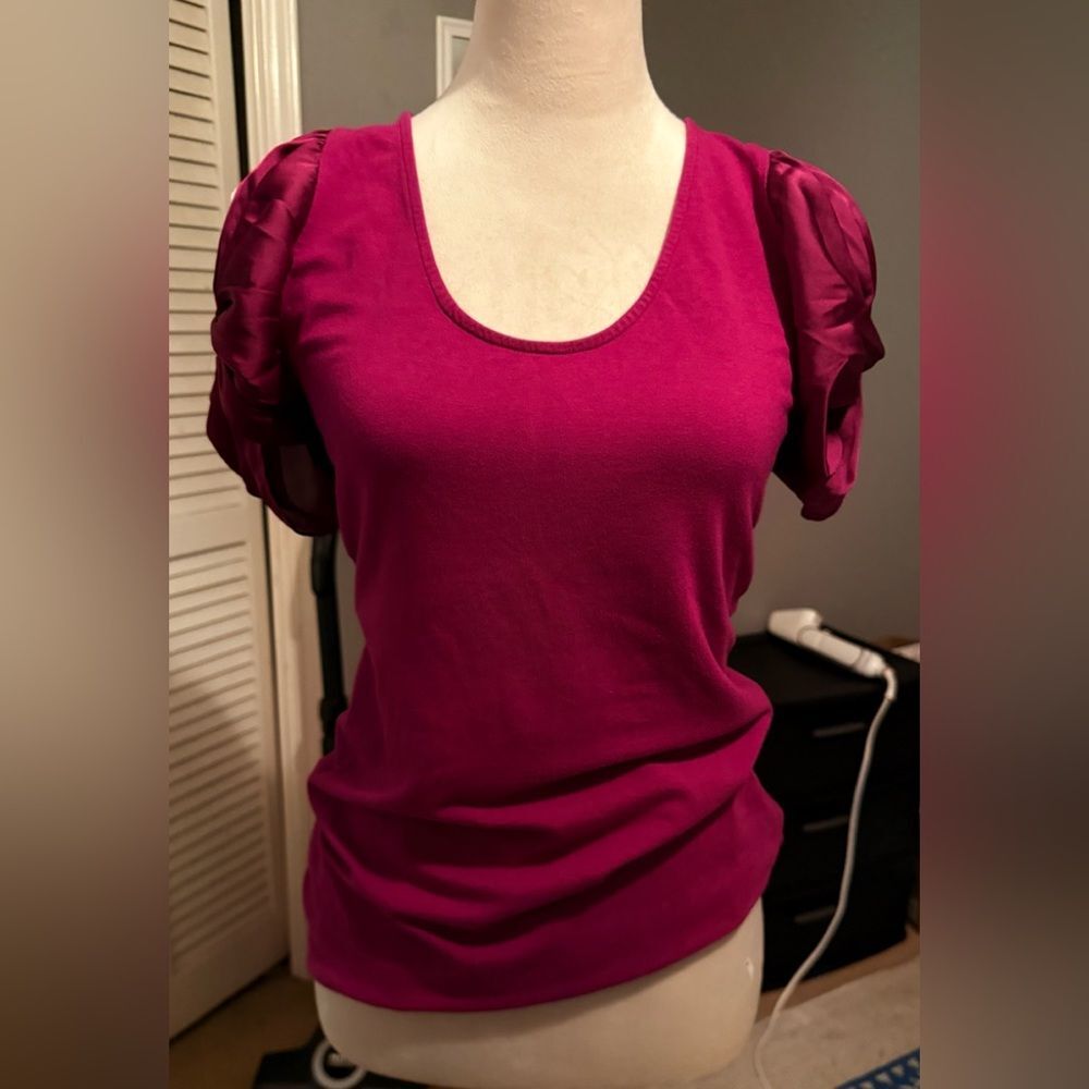 Express Raspberry Pink Scoop Neck Puff Sleeve Tee - Picture 2 of 7